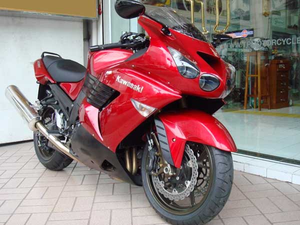 http://www.iloveindia.com/bikes/pics/importing-bikes.jpg