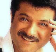 http://www.iloveindia.com/bollywood/gifs/anil-kapoor.jpg